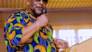 JUST IN: Ibarapakan Wins 2026 Award for Most Active and Responsive Public/Political Figure in Oyo State